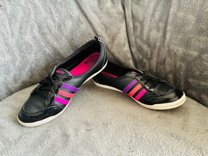 Chaussures femme adidas