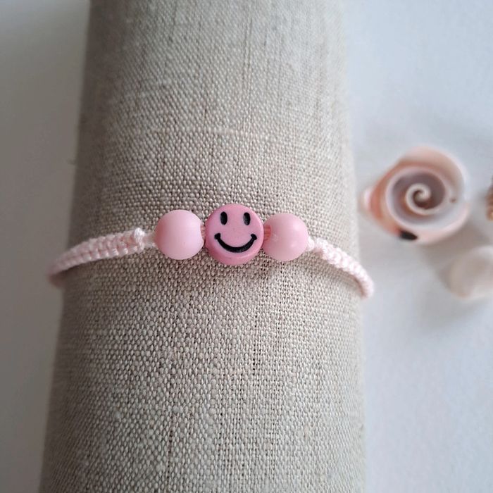 (Réduction) Bracelet avec perles roses - photo numéro 2