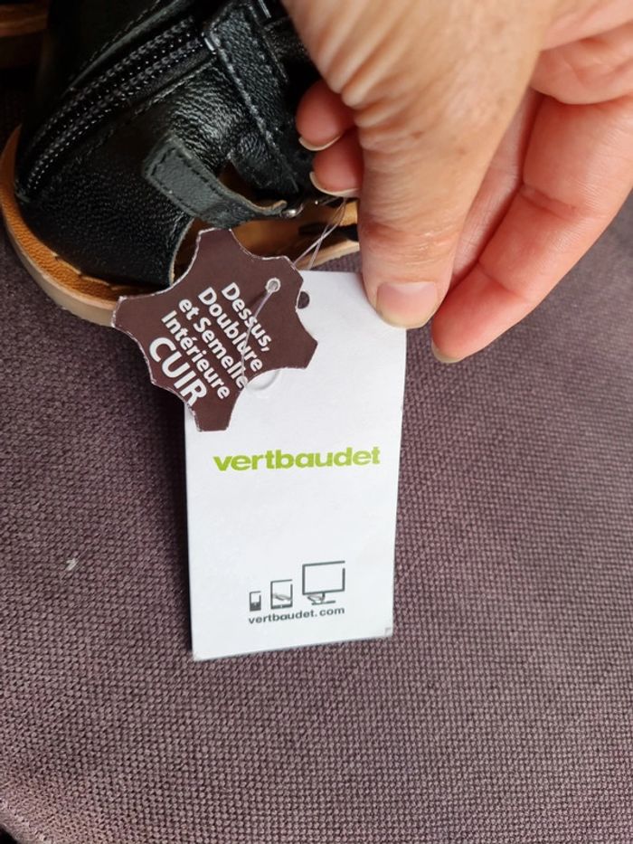 Sandales Vertbaudet cuir neuves taille 29 - photo numéro 8