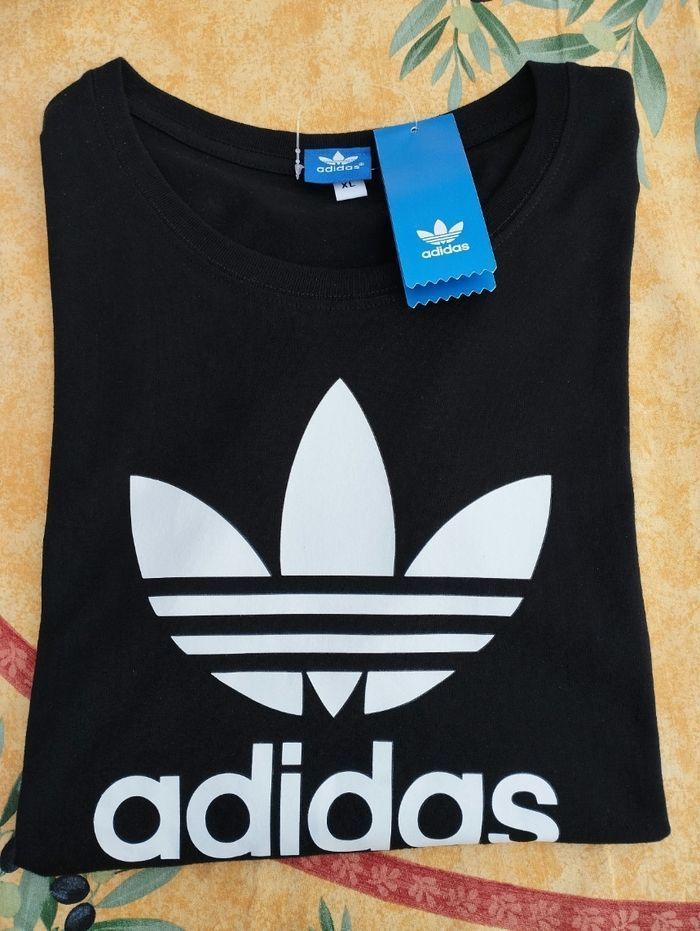 Tee-shirt Adidas unisexe neuf taille XL - photo numéro 7