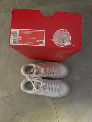 Baskets Nike court legacy lift Eur 35,5