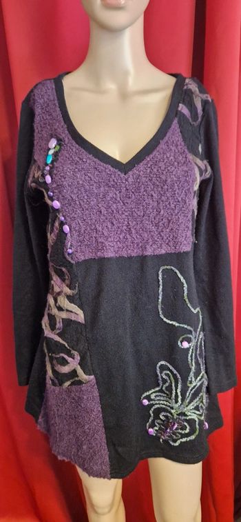 Pull fantaisie taille M marque Oze