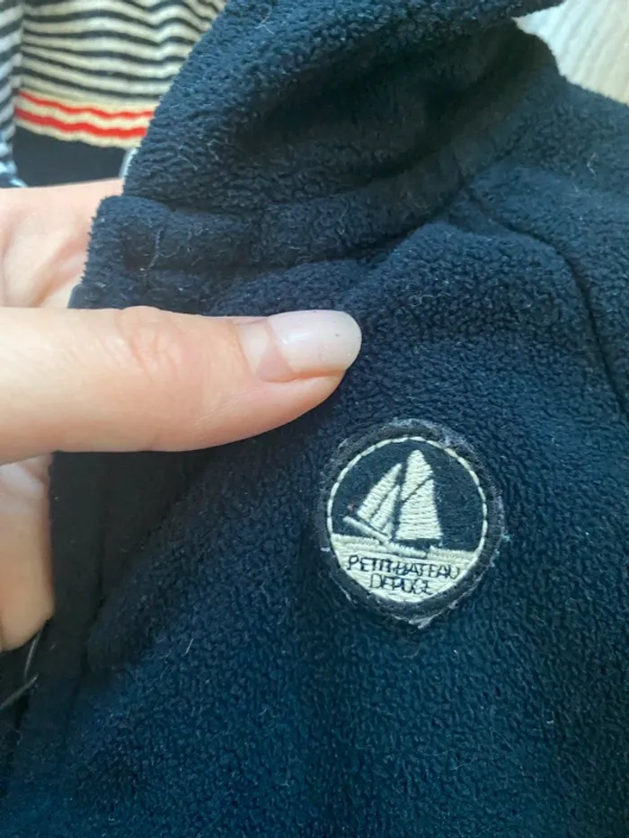 Petit gilet en polaire petit bateau bleu marine - photo numéro 2