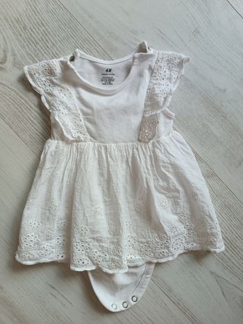 Robe dentelle