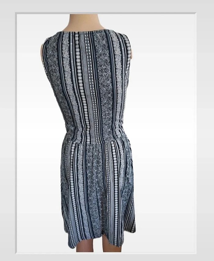 Robe d'été Esmara, très bon état taille 36 - photo numéro 2