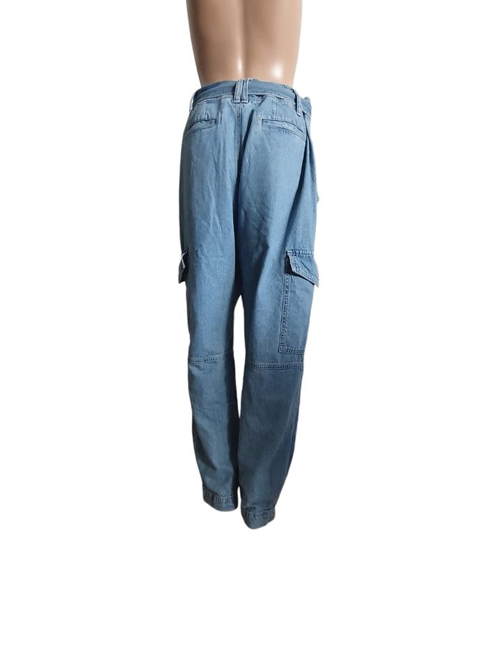 Jean Cargo Lauren Ralph Lauren en Denim Fluide – Bleu Délavé – Taille 42/44
- photo numéro 3