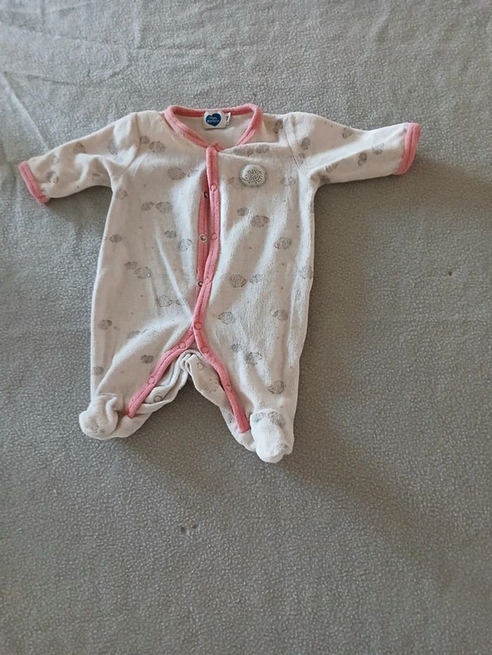 Lots pyjamas 1 mois - photo numéro 2