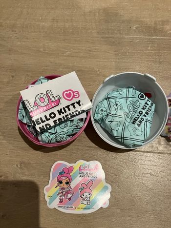 Poupée lol surprise hello kitty and Friends