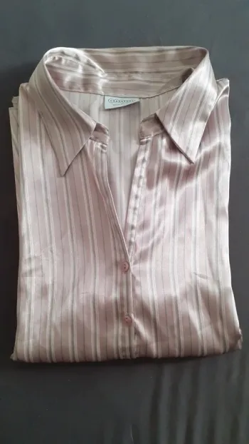 Chemise rose satiné