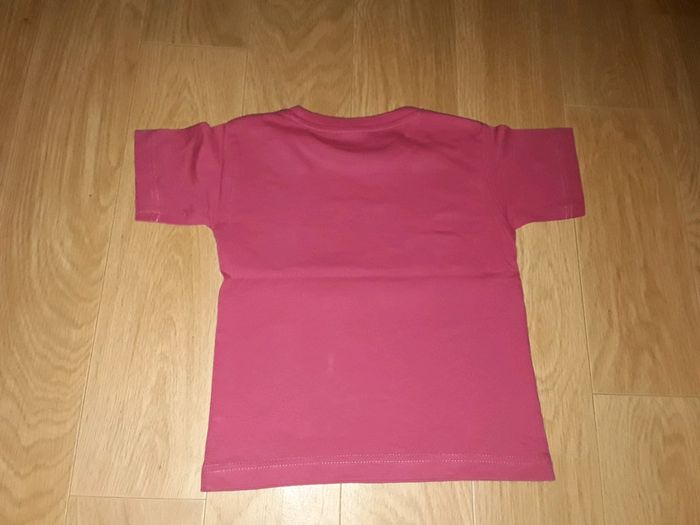 🌺 Tee Shirt Fushia V.I.P. en 4 ans 🌺 - photo numéro 4