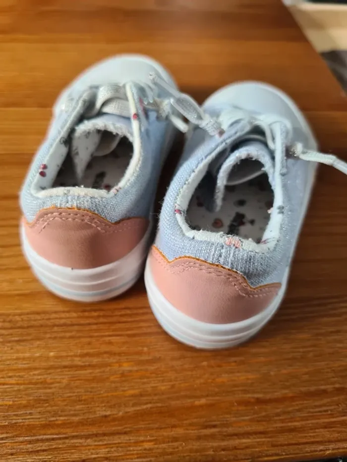 Baskets frimouss Taille 21 - photo numéro 2