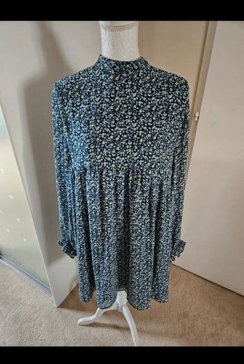 Robe t44 neuve
