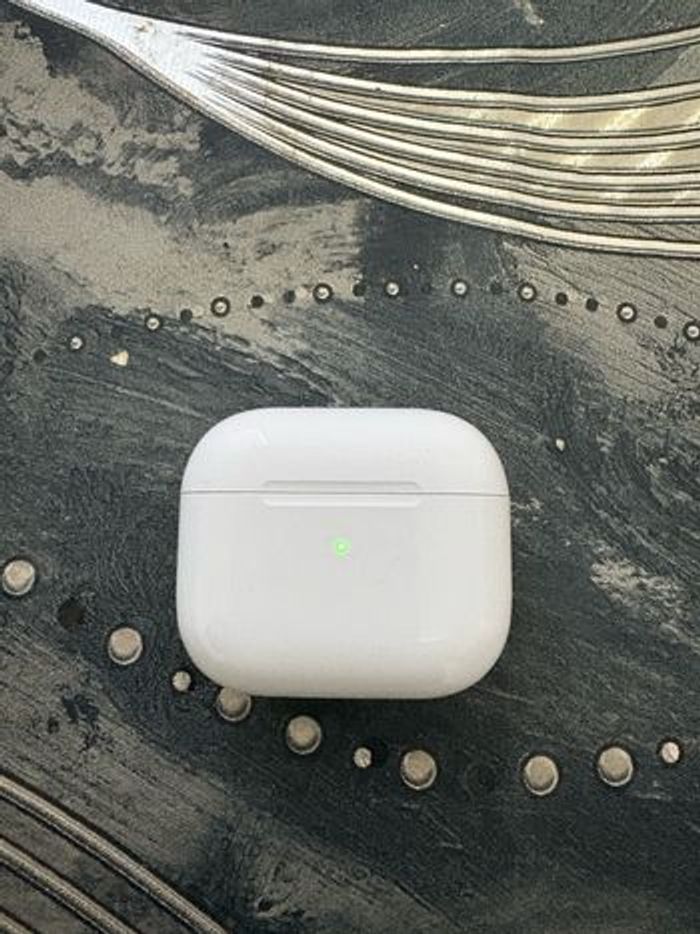 AirPod 4 neuf - photo numéro 3