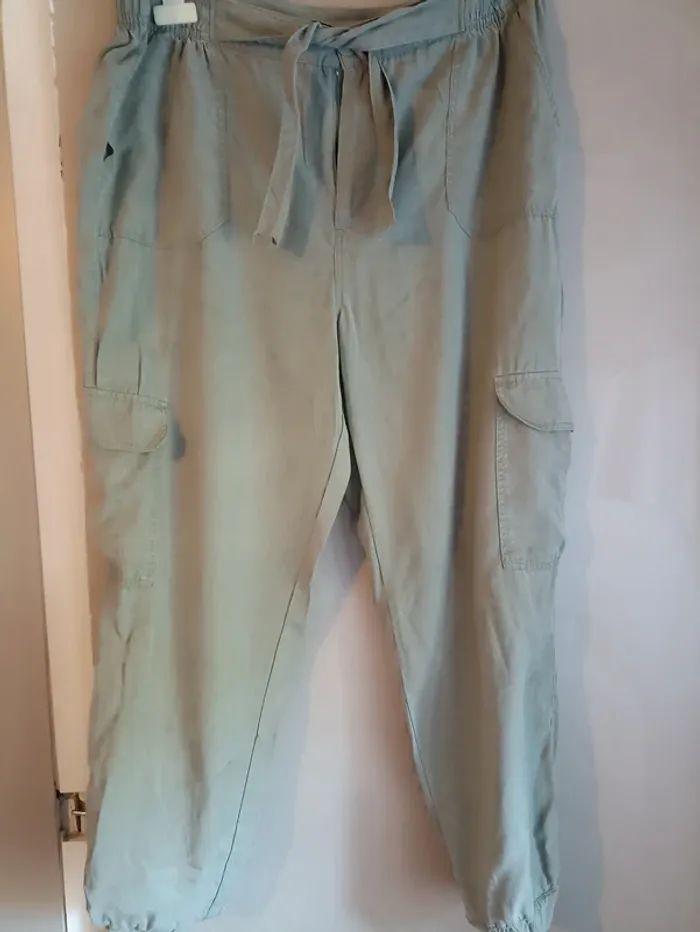 Pantalon court et léger