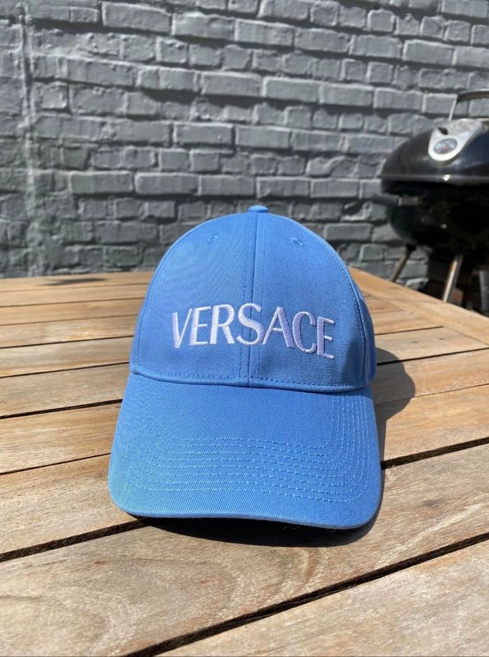 Casquette Versace bleu clair