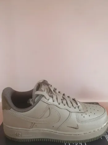 Nike Air Force 1 "Light Army"/neuves/(36)