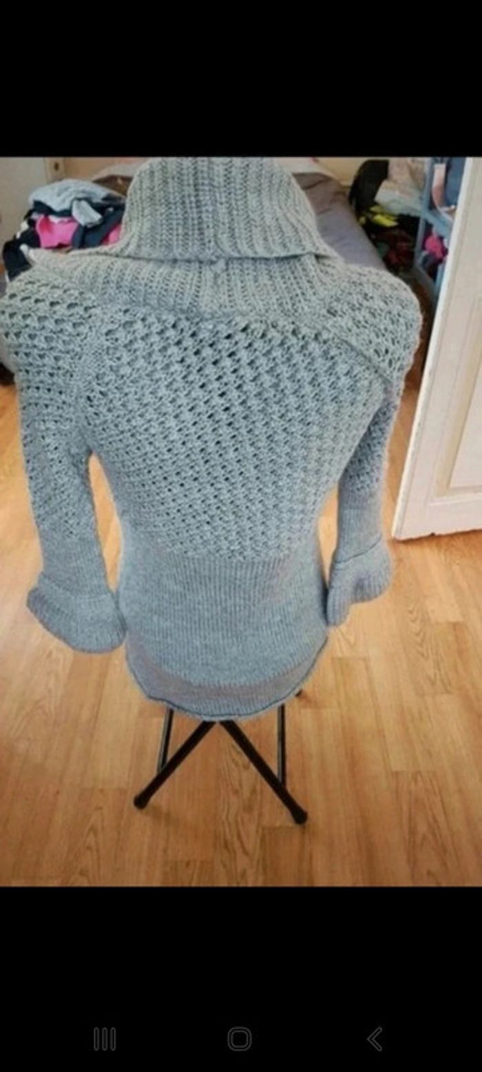 Beau pull gris Mango - photo numéro 3