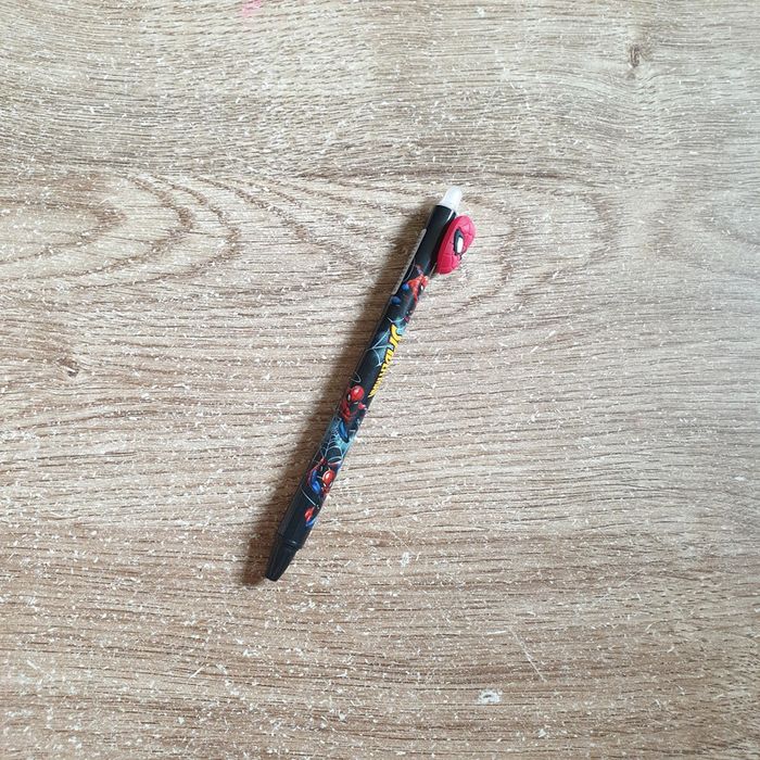 ⭐ Stylo Spiderman #emyfleury_scolaire