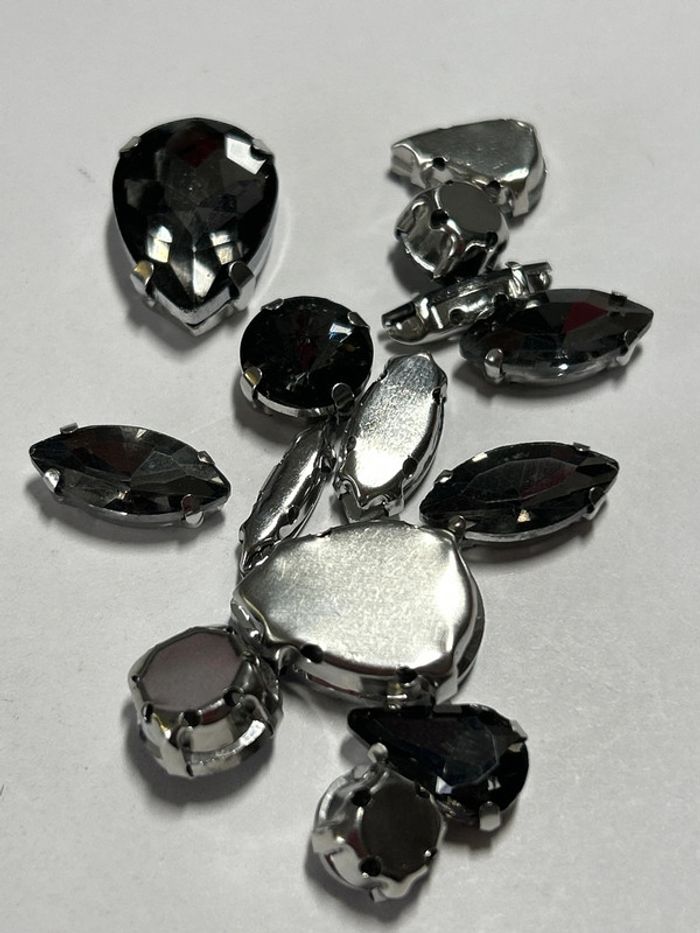 B43, Perles en vrac, double trou en verre