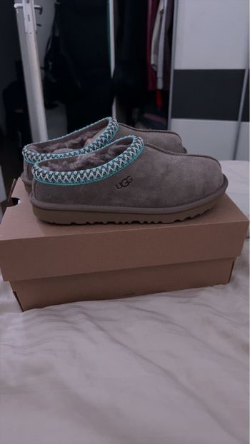 Ugg taz