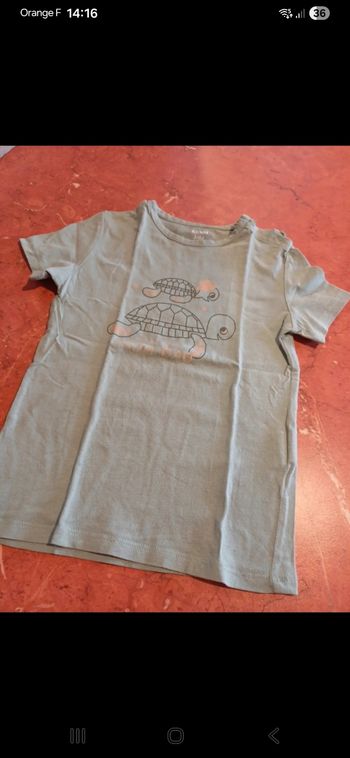 T.shirt garçon taille 36 mois