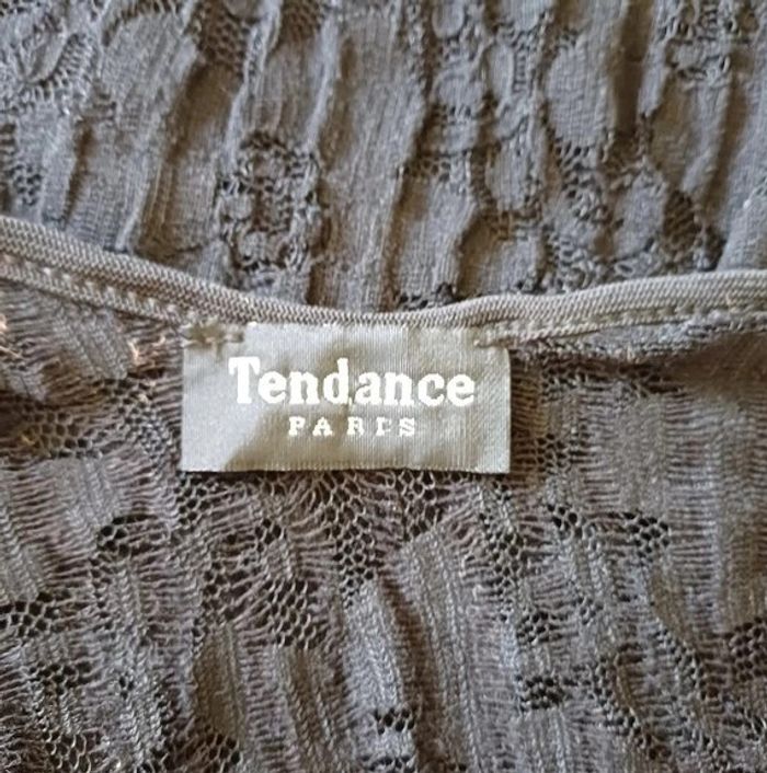 Haut dentelle taille 38 Tendance Paris - photo numéro 5