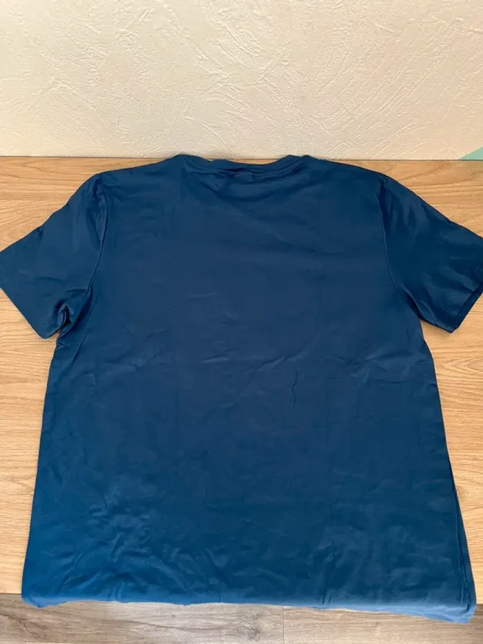 T-shirt bleu imprimé tendance - photo numéro 4
