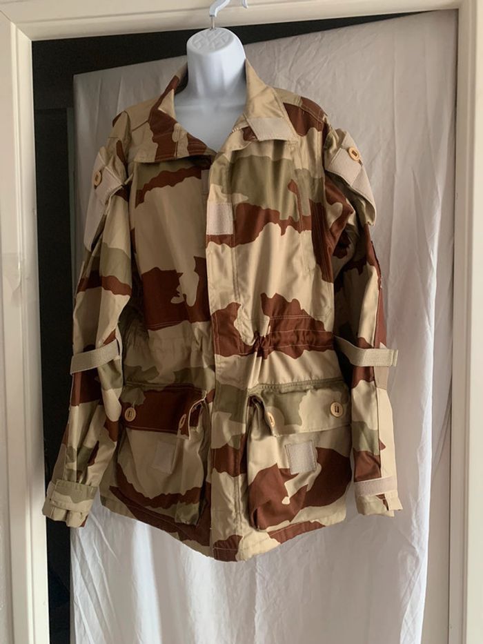 Veste militaire