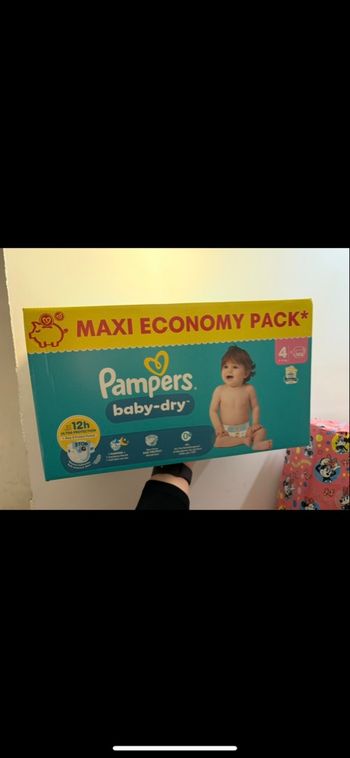 Carton de couche tallle 4 