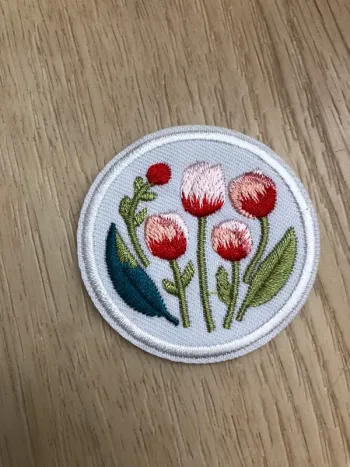 Écusson patch brodé fleur