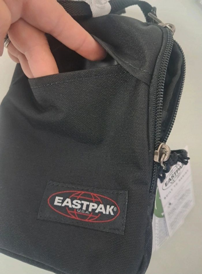 Eastpak sacoche bandoulière neuve - photo numéro 3