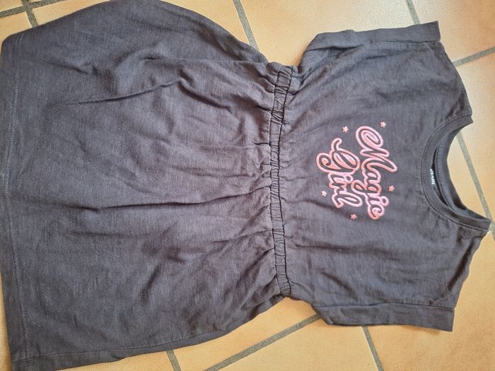 Lot vêtement fille 5 ans - photo numéro 9