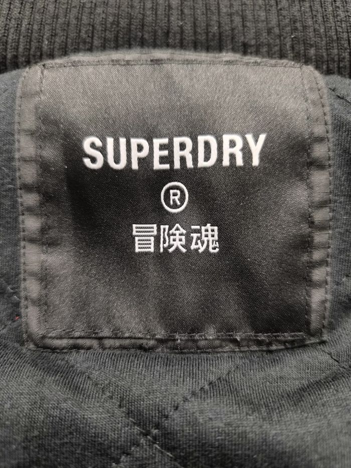 Veste superdry neuve - photo numéro 2