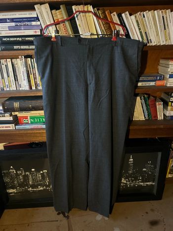 Pantalon DAMART gris 104