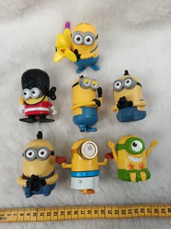 Lot jouets Minions