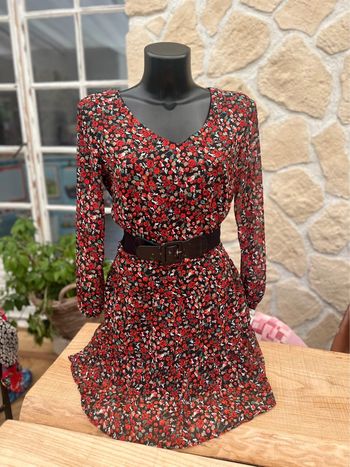 Ensemble Blouse jupe rouge noire only taille S 36 neuf avec étiquette
