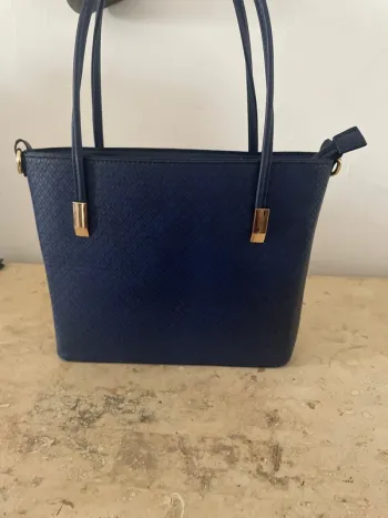 Sac à main bleu marine n°608