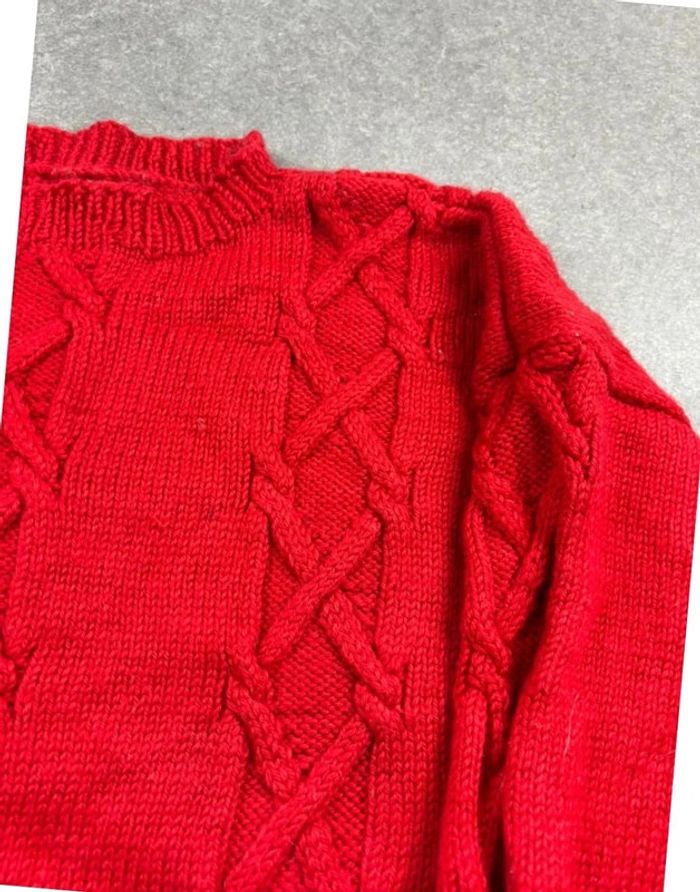 Pull sweat vintage coogi style funky rouge torsadé à motif - photo numéro 4