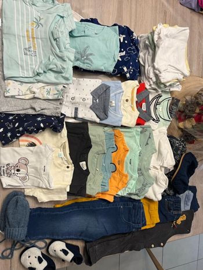 Lot vêtements garçon 12 mois - photo numéro 4