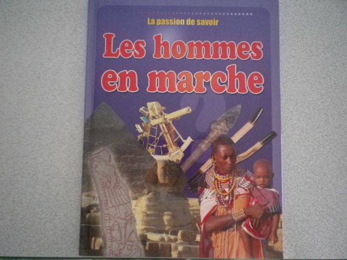 LES HOMMES EN MARCHE