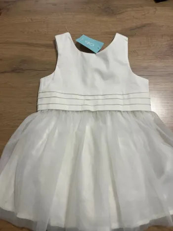 Robe cérémonie obaibi neuve 9 mois