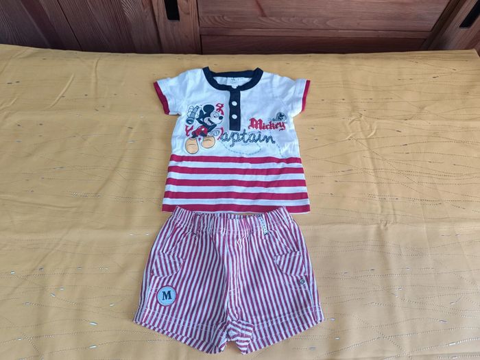 Ensemble short et Tee shirt Mickey 6 mois