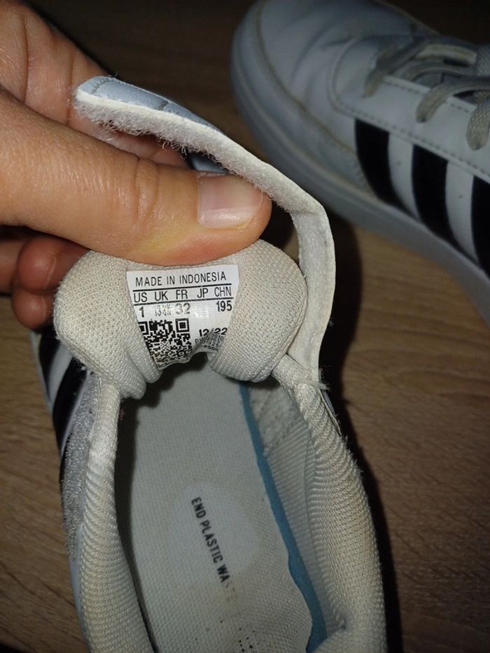 Basket Adidas 32 - photo numéro 5