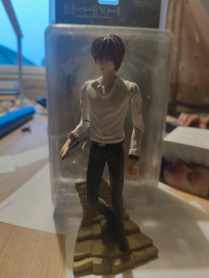 Figurine light yagami