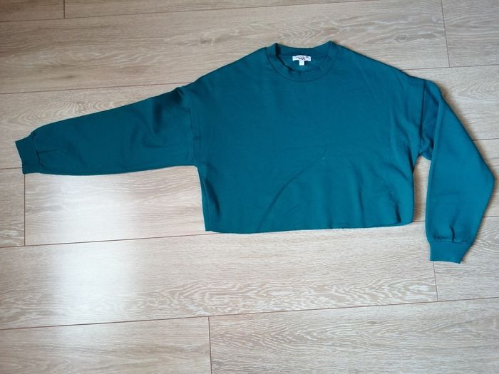 Pull taille S Jennyfer