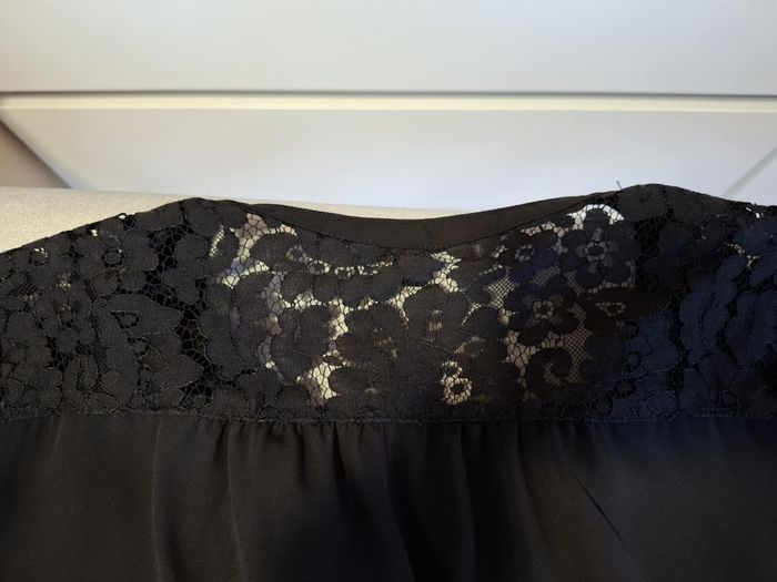 Belle blouse femme Pimkie 38 dos dentelle noire excellent état - photo numéro 8