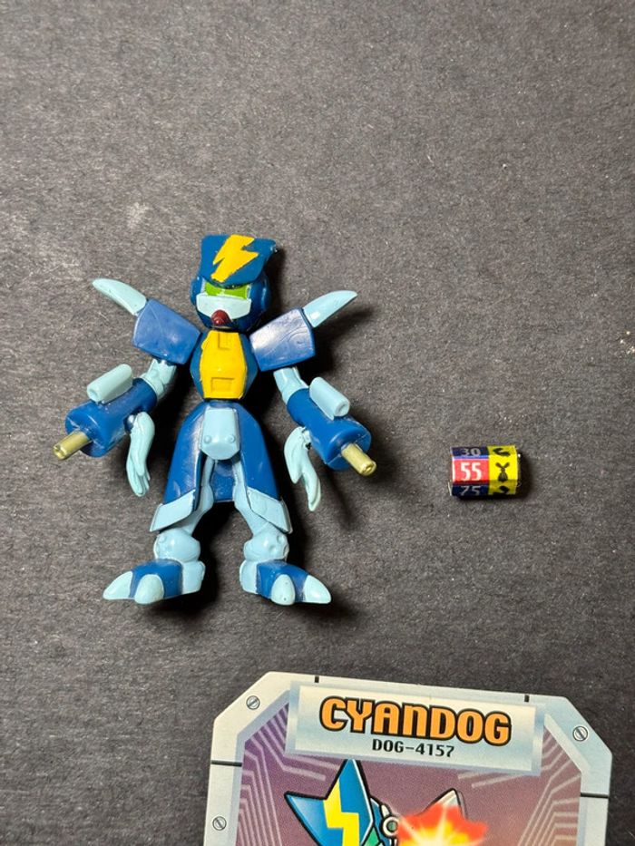 Jouet figurine action figure vintage Hasbro takara medabots , cyandog dog-4157 - photo numéro 2