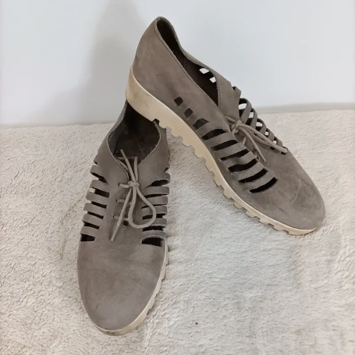 Chaussures aérées arche cuir 38 été gris