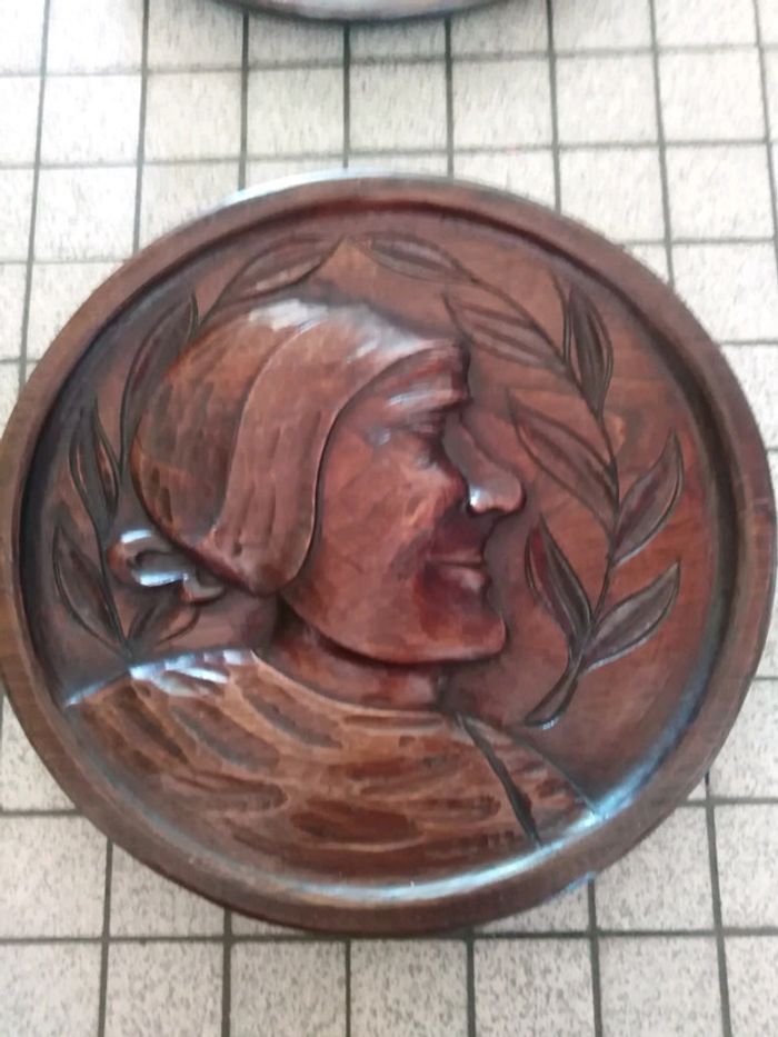 Portrait en bois - photo numéro 2