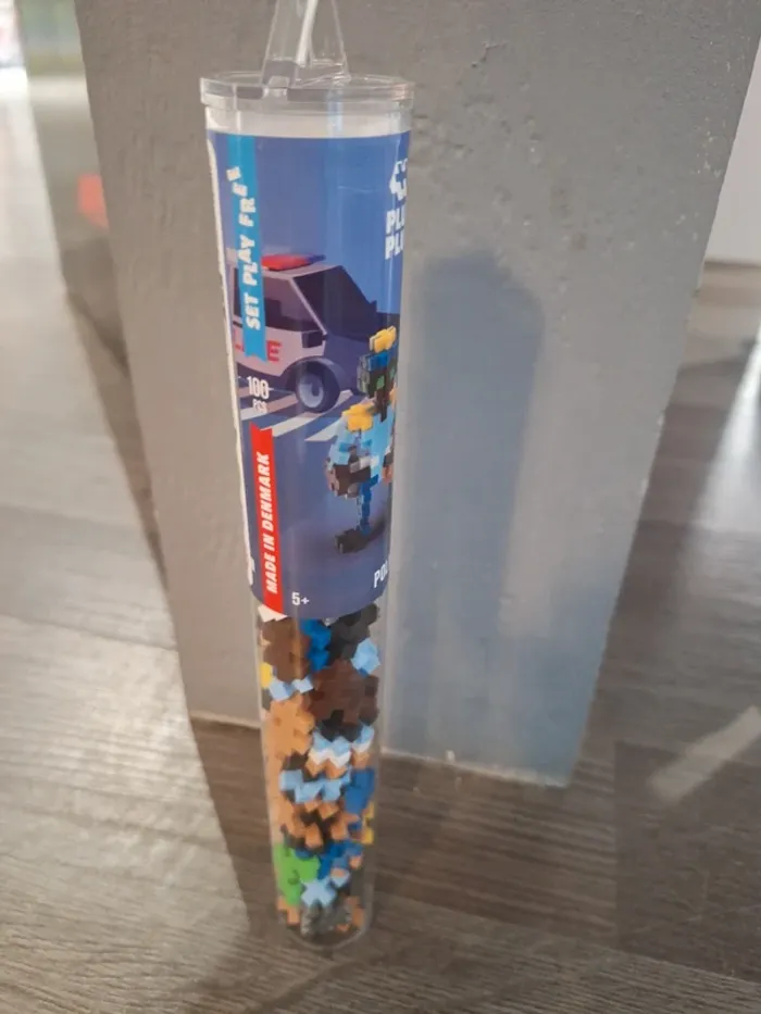 Tube Plus-Plus Policier 100 pcs - Neuf Prix non négociable - photo numéro 2